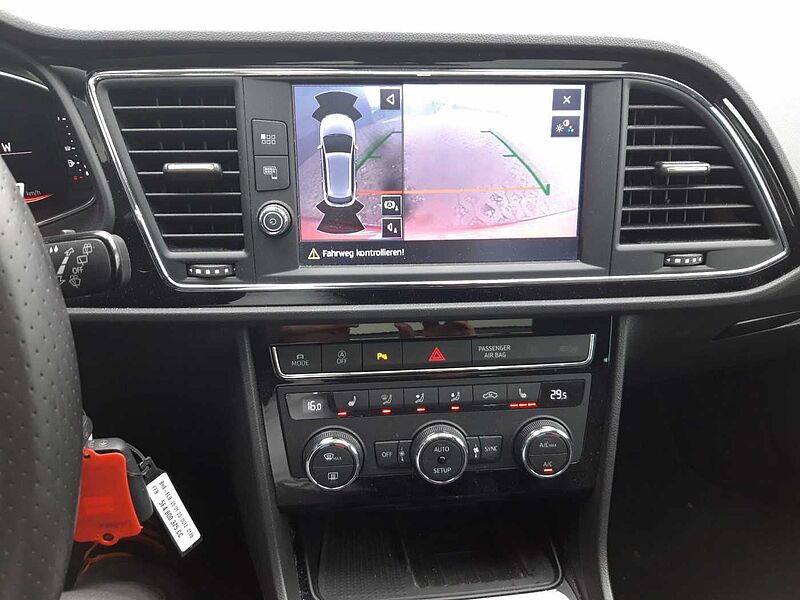 SEAT Leon ST 2.0 TDI FR DSG Navi ACC SHZ Virtual
