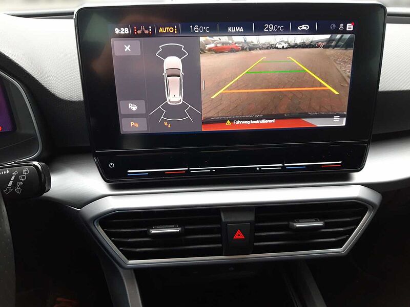 SEAT Leon ST 1.5 eTSI FR Navi ACC AUT LED Kamera